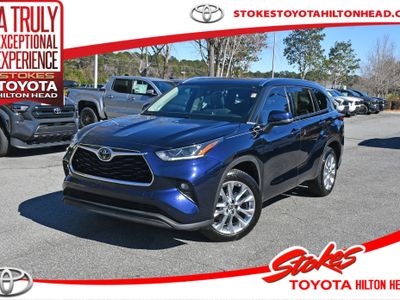 2020 Toyota Highlander - Photo 1