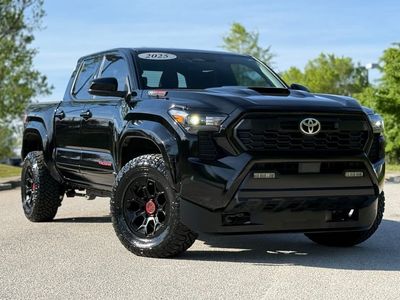 2025 Toyota Tacoma TRD Sport - Photo 2