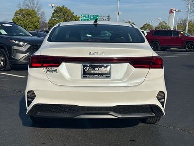 2023 Kia Forte LXS - Photo 11