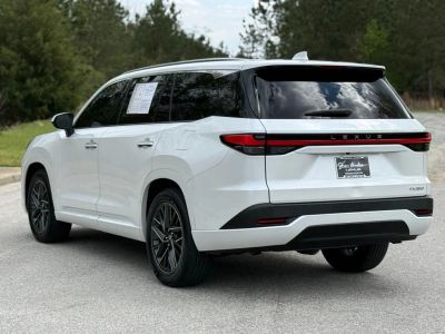 2024 Lexus TX - Photo 9