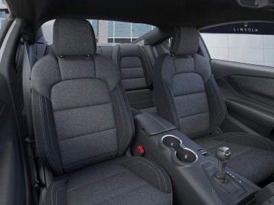 2025 Ford Mustang - Photo 10