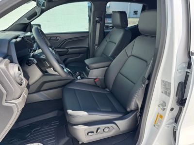 2026 Chevrolet Colorado - Photo 17