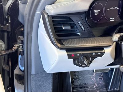 2023 Porsche 911 — photo 13 view