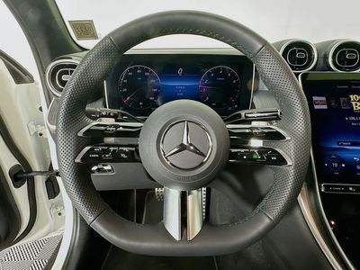 2025 Mercedes-Benz GLC - Photo 10