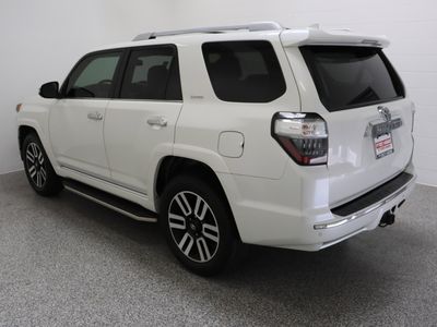 2017 Toyota 4Runner 4WD - Photo 9