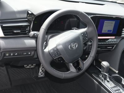2026 Toyota Camry - Photo 4