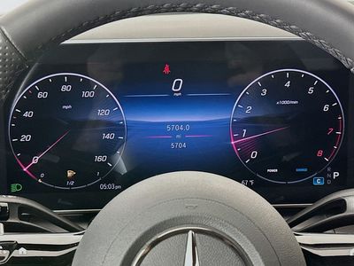 2025 Mercedes-Benz GLC - Photo 11