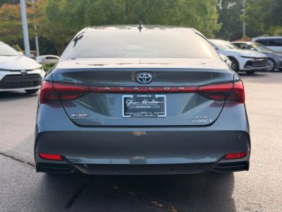 2021 Toyota Avalon Hybrid - Photo 11