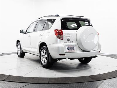 2007 Toyota RAV4 — photo 8 view