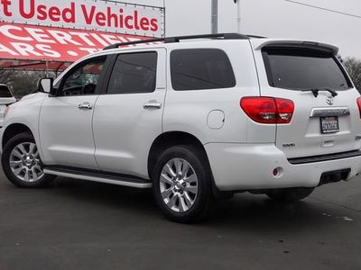 2008 Toyota Sequoia — photo 11 view