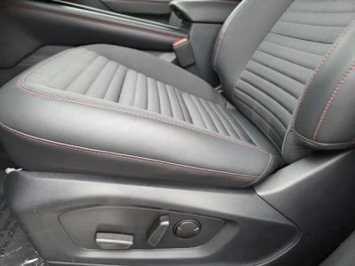 2026 Ford Explorer — photo 33 view