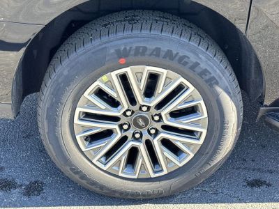 2026 Ford Expedition Max - Photo 18