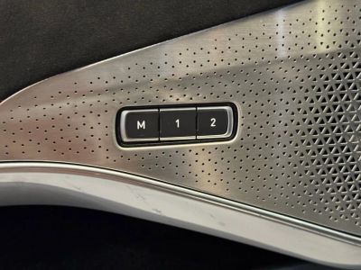 2024 Lotus Emira - Photo 22