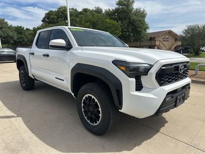 2024 Toyota Tacoma - Photo 8