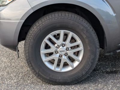 2017 Nissan Frontier - Photo 9