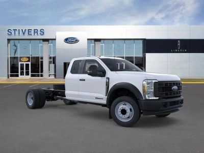 2026 Ford Chassis Cab - Photo 1