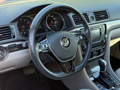 2017 Volkswagen Passat - Photo 14