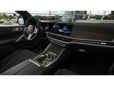 2027 BMW X6 - Photo 14