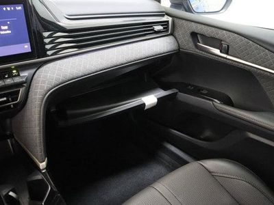 2026 Toyota Camry FWD - Photo 24