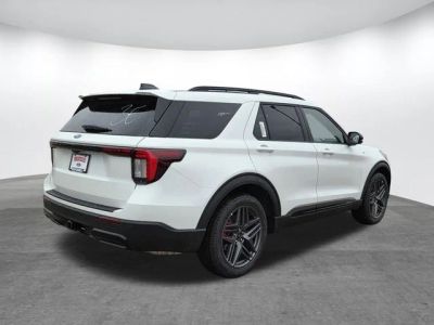 2026 Ford Explorer — photo 24 view