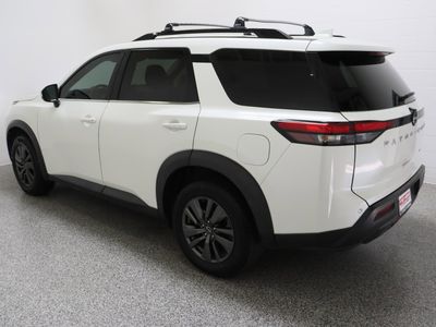 2022 Nissan Pathfinder FWD - Photo 9