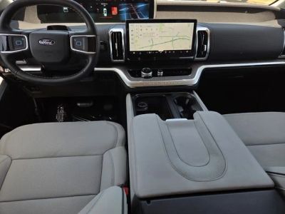 2026 Ford Expedition — photo 28 view