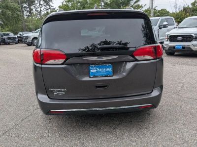 2018 Chrysler Pacifica - Photo 4