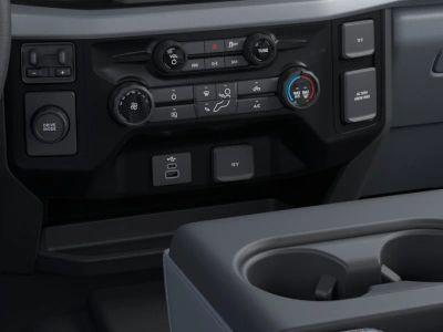 2026 Ford Chassis Cab - Photo 15