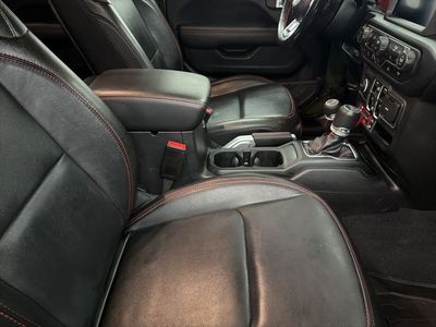 2022 Jeep Wrangler - Photo 31