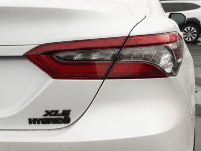 2022 Toyota Camry Hybrid - Photo 9