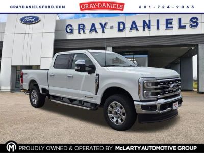 2026 Ford Super Duty F-250 Lariat — front three-quarter view