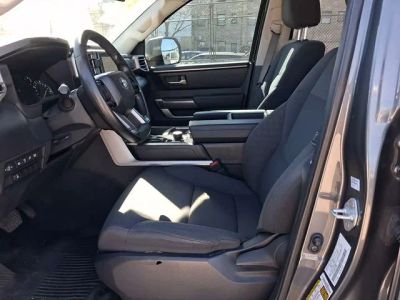 2023 Toyota Tundra — photo 12 view