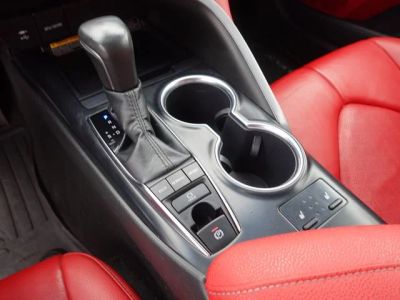 2019 Toyota Camry - Photo 20