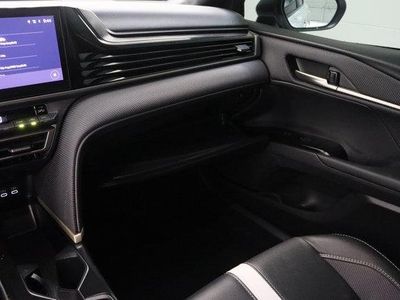 2026 Toyota Camry FWD - Photo 23