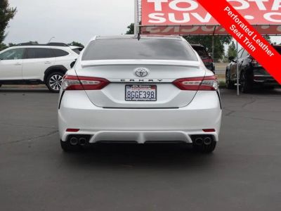 2019 Toyota Camry - Photo 10