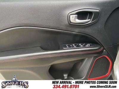2019 Jeep Compass — photo 19 view