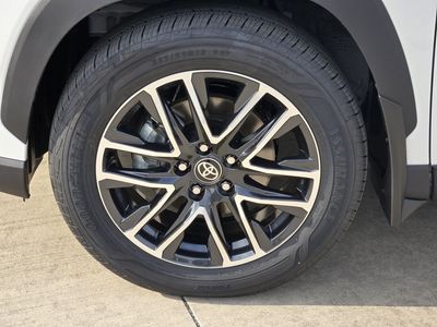 2026 Toyota Corolla Cross - Photo 7