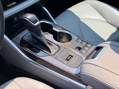 2023 Toyota Highlander Limited - Photo 24