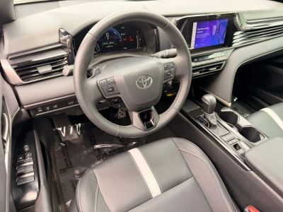 2025 Toyota Camry - Photo 21