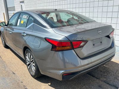 2024 Nissan Altima - Photo 8