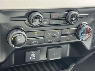 2025 Ford F-350SD - Photo 21