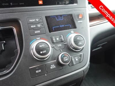 2017 Toyota Sienna - Photo 20