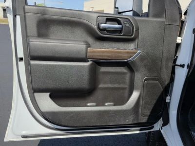 2022 Chevrolet Silverado 2500HD — photo 14 view
