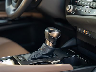 2023 Lexus ES — photo 40 view