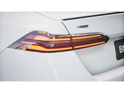 2026 BMW 5 Series - Photo 8