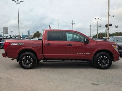 2018 Nissan Titan - Photo 6