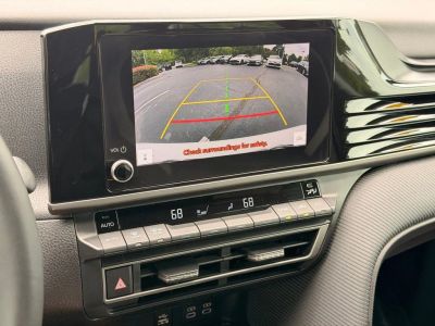 2025 Toyota Camry - Photo 30