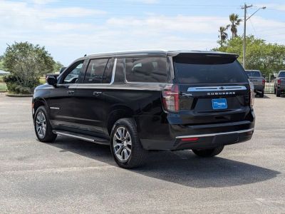 2023 Chevrolet Suburban - Photo 3