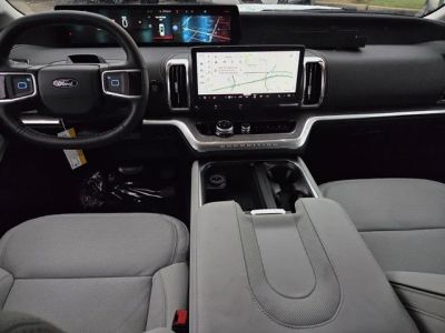 2026 Ford Expedition — photo 28 view