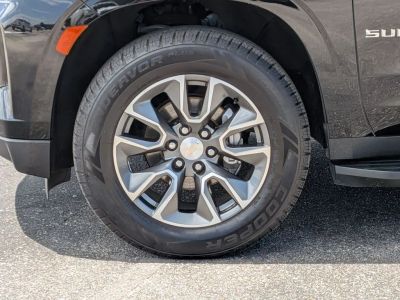 2023 Chevrolet Suburban - Photo 9